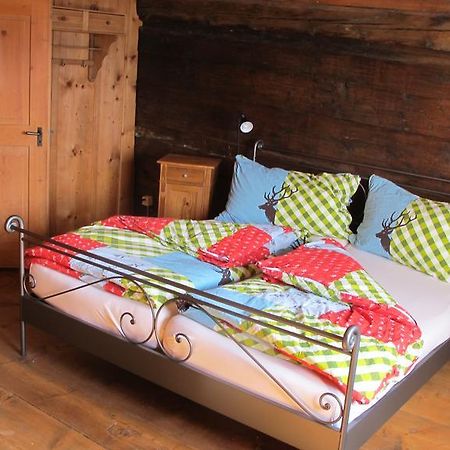 Ferienwohnung Graubuenden/ Castiel Екстериор снимка