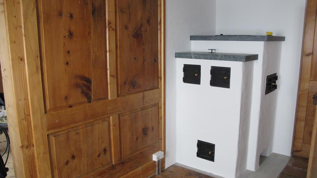 Ferienwohnung Graubuenden/ Castiel Екстериор снимка